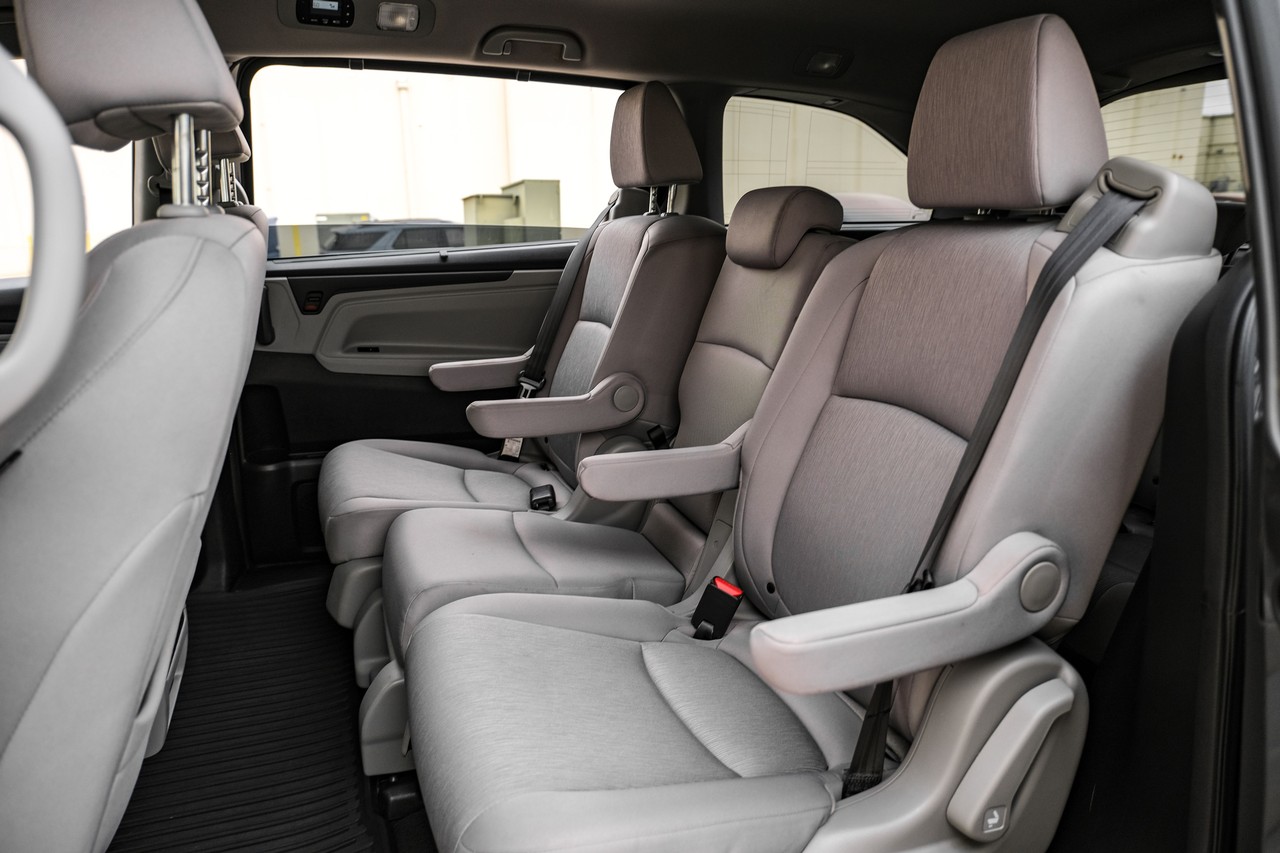 Honda Odyssey Vehicle Main Gallery Image 35