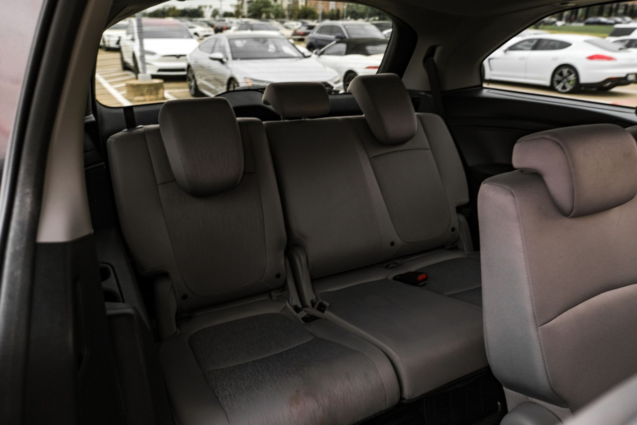 Honda Odyssey Vehicle Main Gallery Image 37