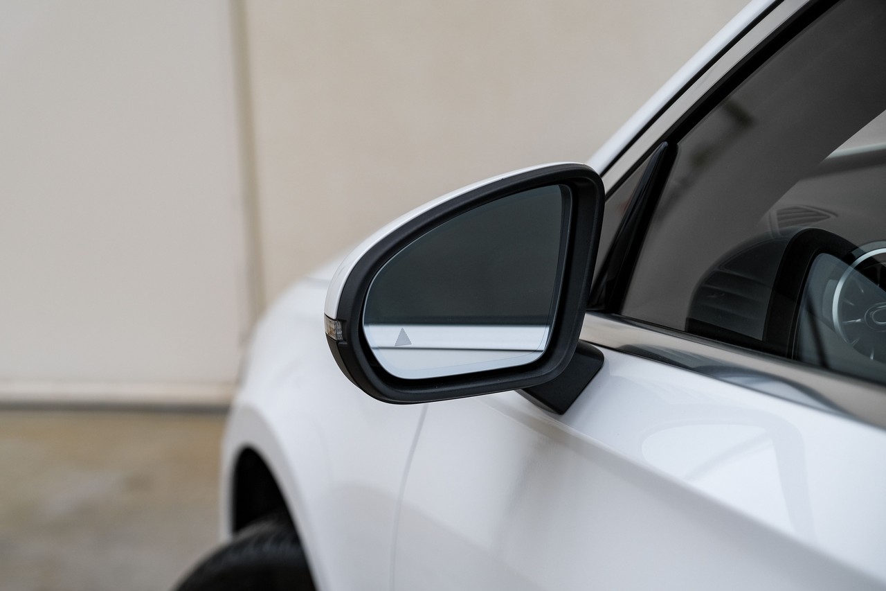 Mercedes-Benz A 220 Vehicle Main Gallery Image 41