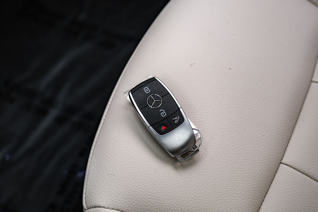 Mercedes-Benz A 220 Vehicle Main Gallery Image 54