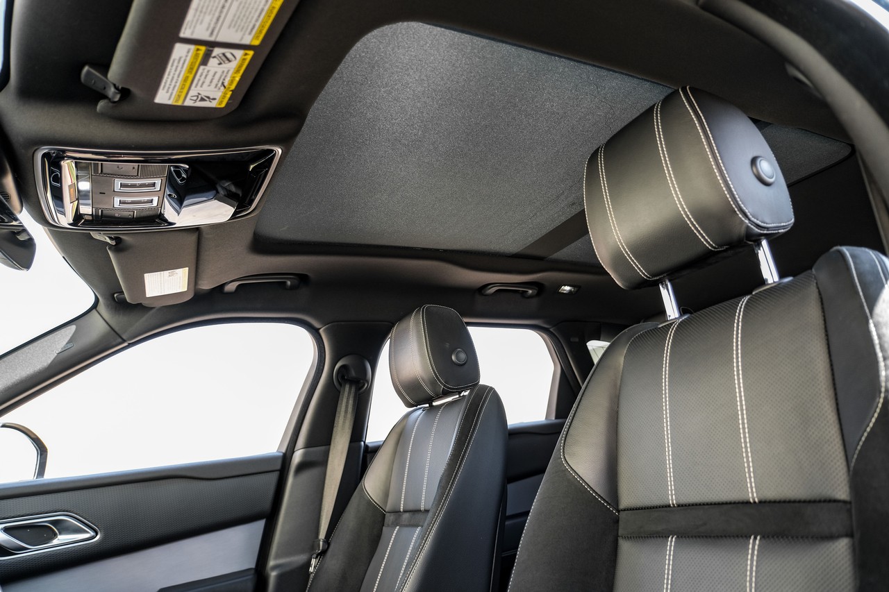 Land Rover Range Rover Velar Vehicle Main Gallery Image 05