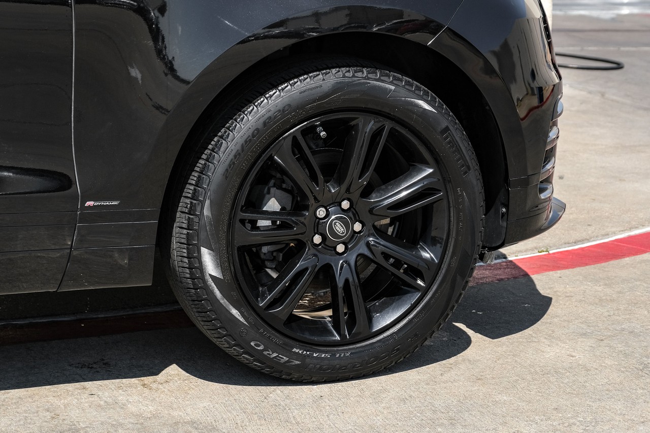 Land Rover Range Rover Velar Vehicle Main Gallery Image 51