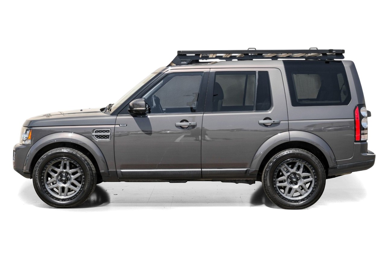 Land Rover LR4 Vehicle Main Gallery Image 12