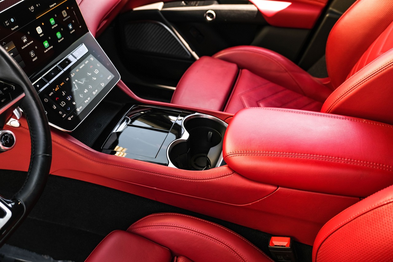 Maserati Grecale Vehicle Main Gallery Image 25