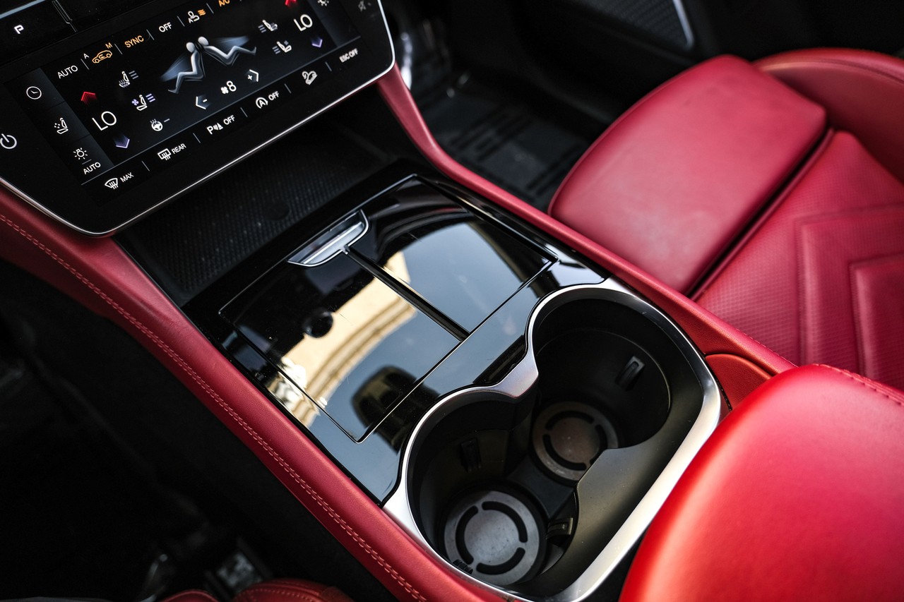 Maserati Grecale Vehicle Main Gallery Image 26