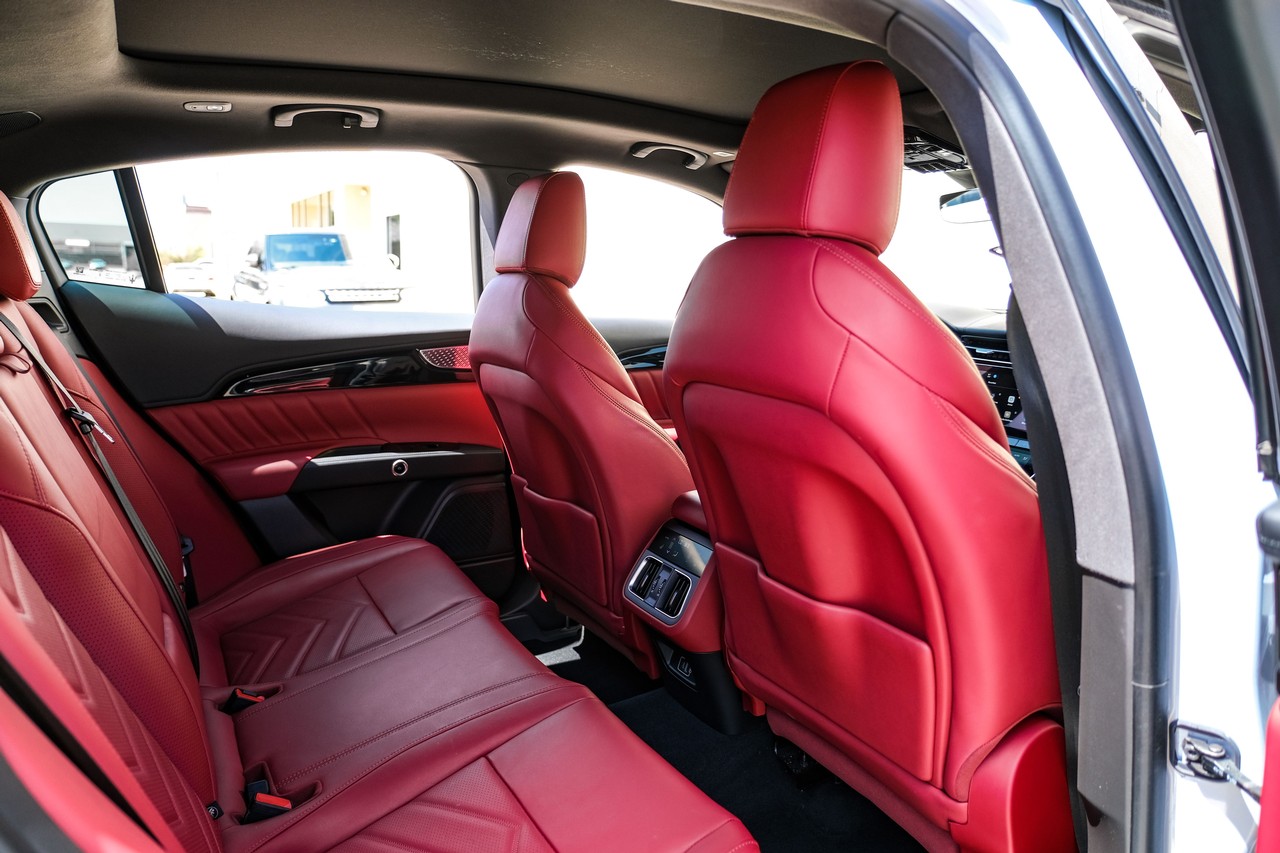 Maserati Grecale Vehicle Main Gallery Image 42