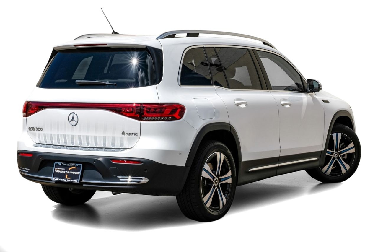 Mercedes-Benz EQB Vehicle Main Gallery Image 08