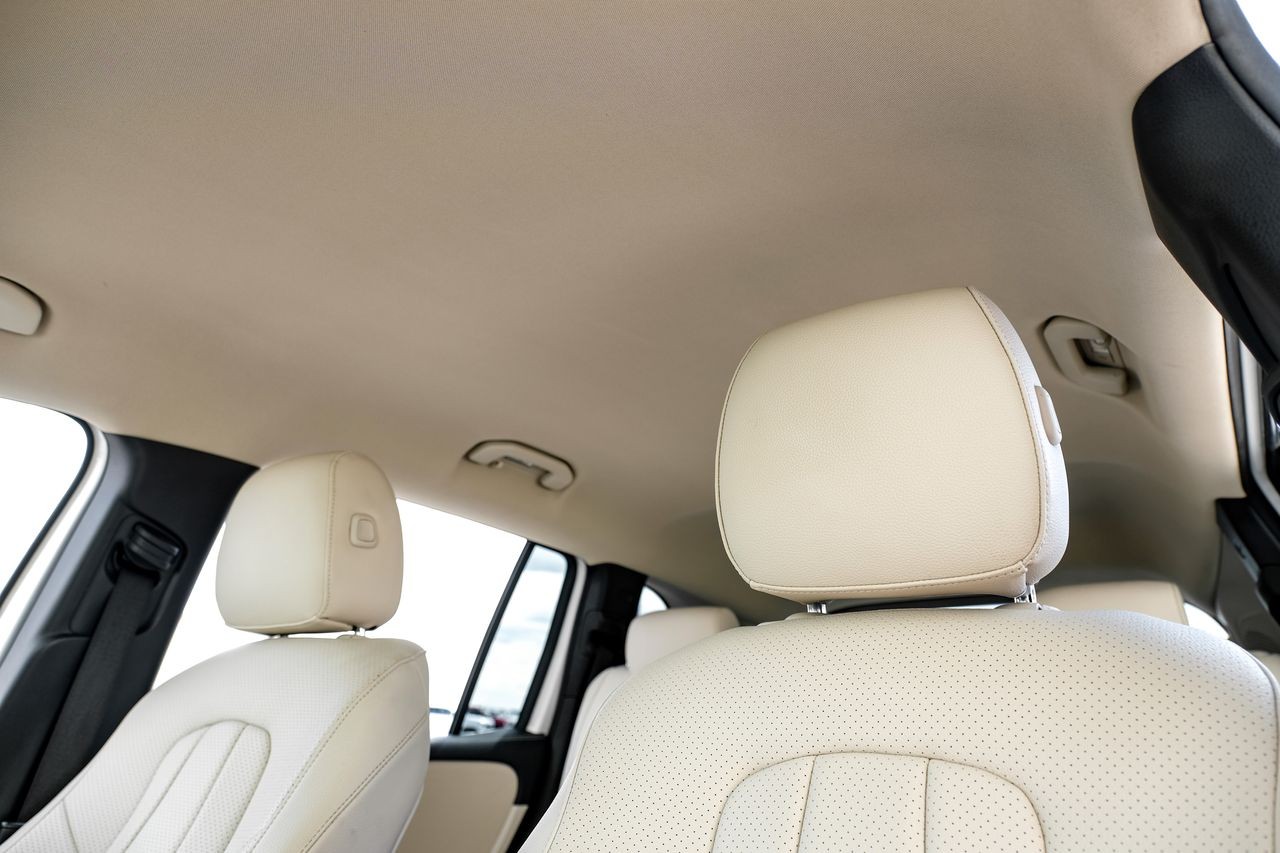 Mercedes-Benz EQB Vehicle Main Gallery Image 32