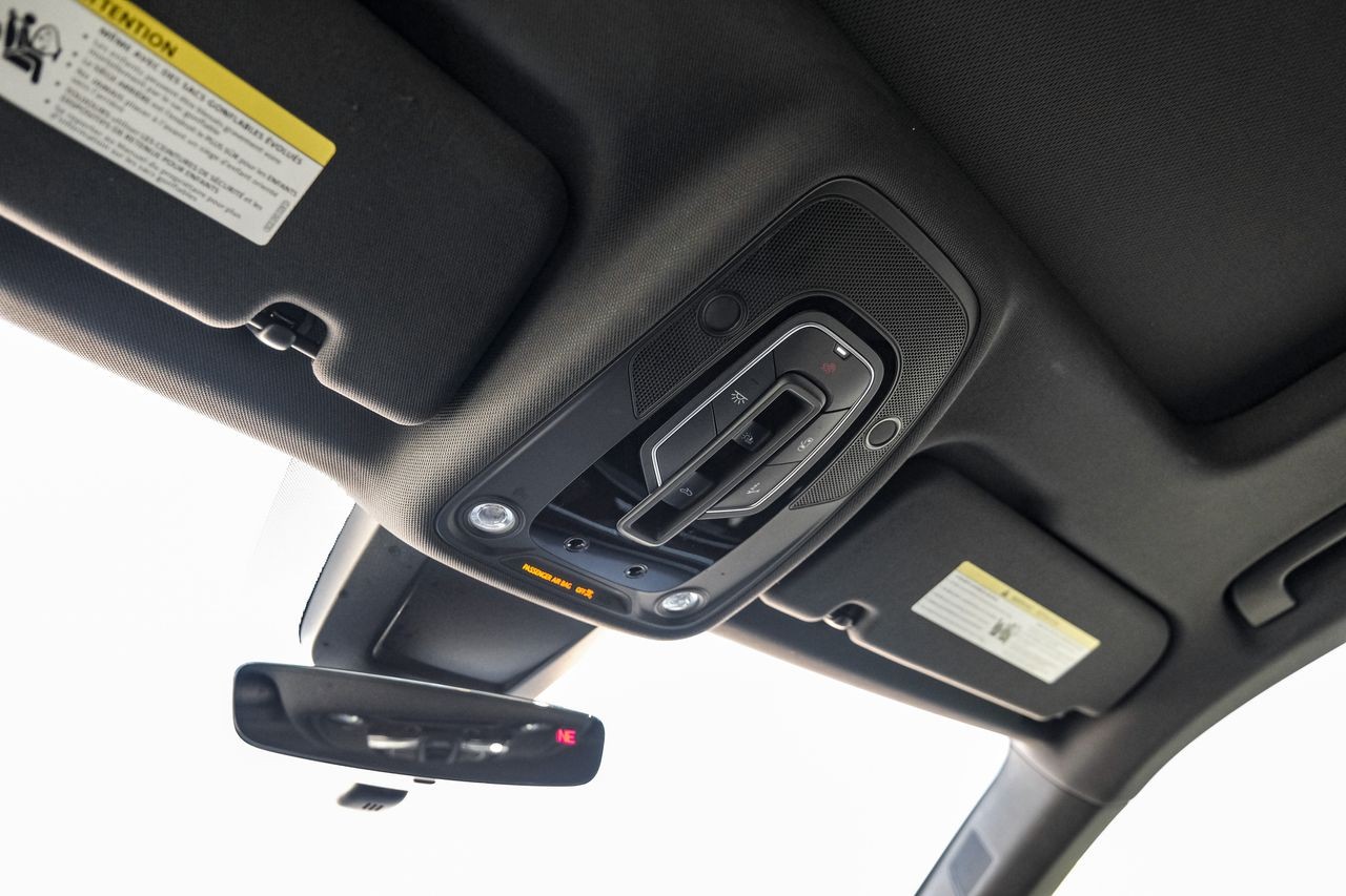 Audi Q8 Vehicle Main Gallery Image 32