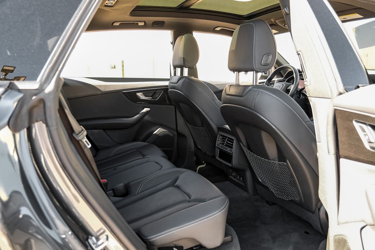 Audi Q8 Vehicle Main Gallery Image 37