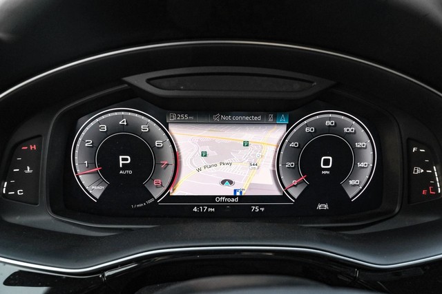 Audi Q8 Vehicle Main Gallery Image 20