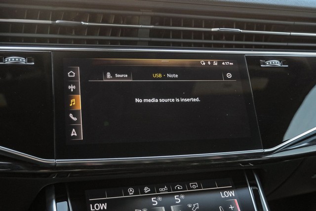 Audi Q8 Vehicle Main Gallery Image 30