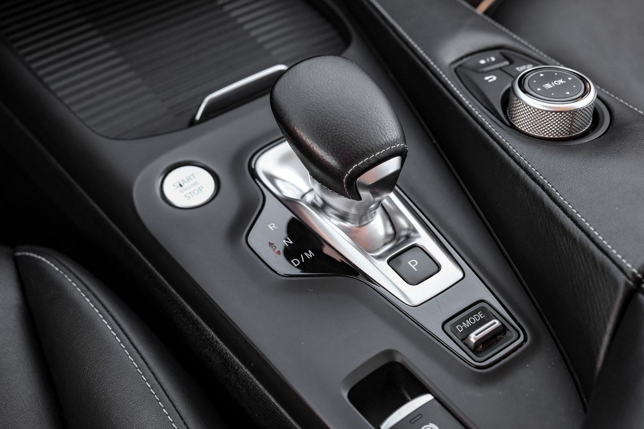 INFINITI QX50 Vehicle Main Gallery Image 26