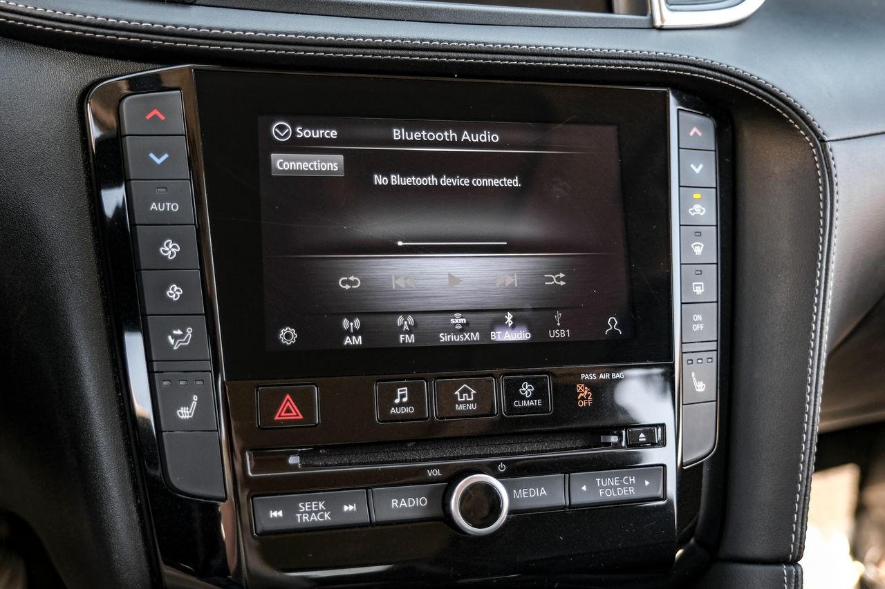 INFINITI QX50 Vehicle Main Gallery Image 36