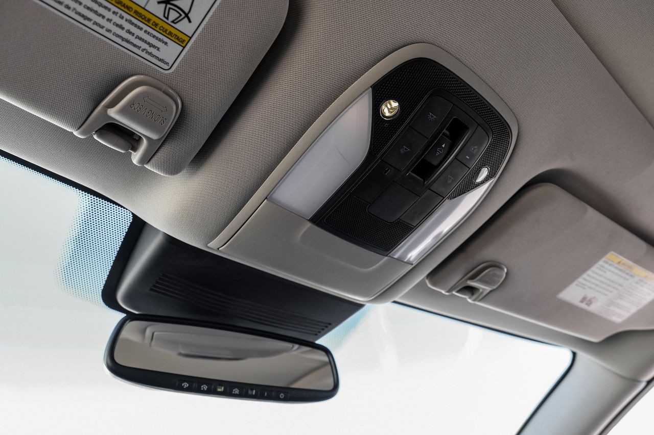 INFINITI QX50 Vehicle Main Gallery Image 37