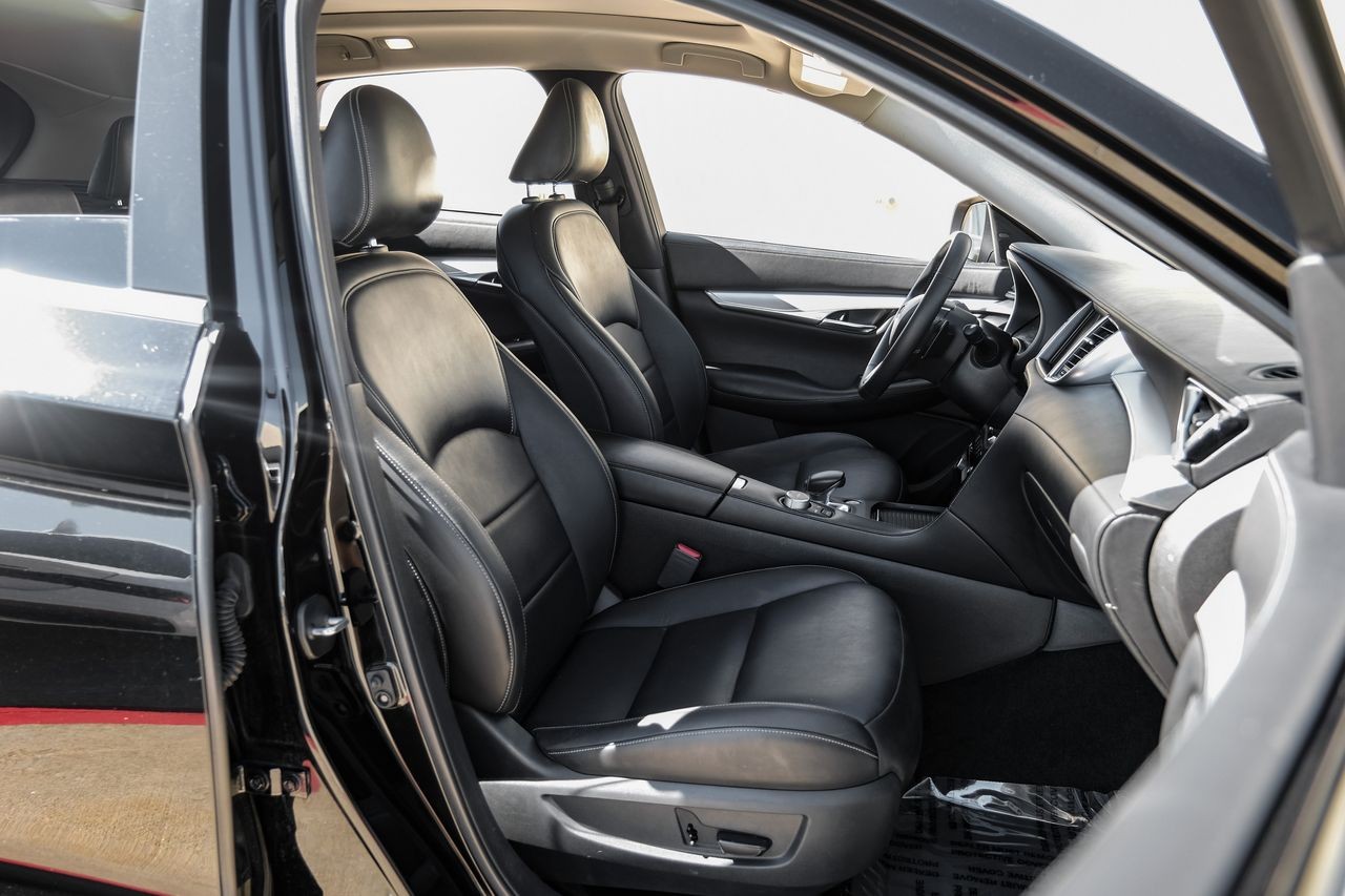 INFINITI QX50 Vehicle Main Gallery Image 40