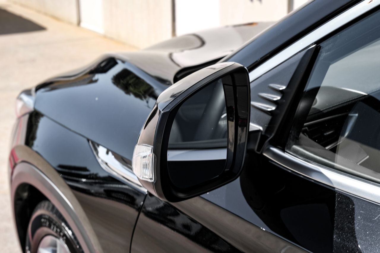 INFINITI QX50 Vehicle Main Gallery Image 46