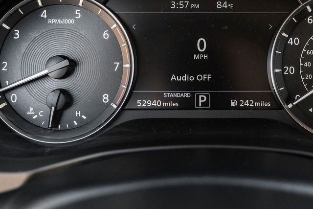 INFINITI QX50 Vehicle Main Gallery Image 21