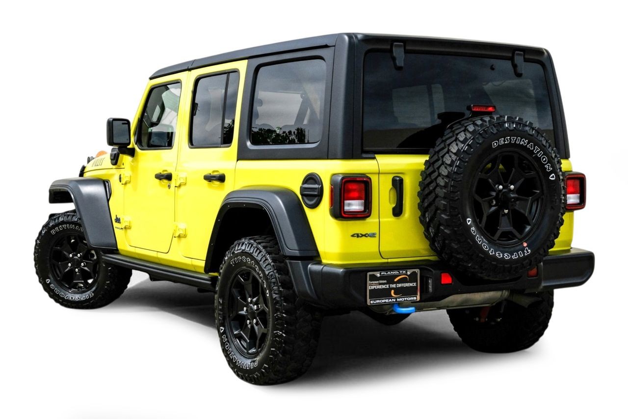 Jeep Wrangler 4xe Vehicle Main Gallery Image 11