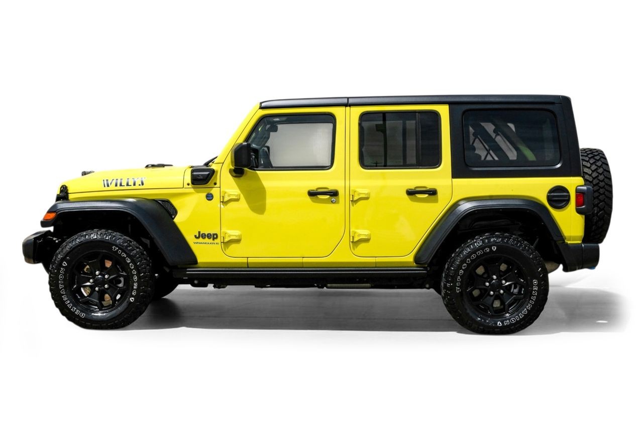 Jeep Wrangler 4xe Vehicle Main Gallery Image 12