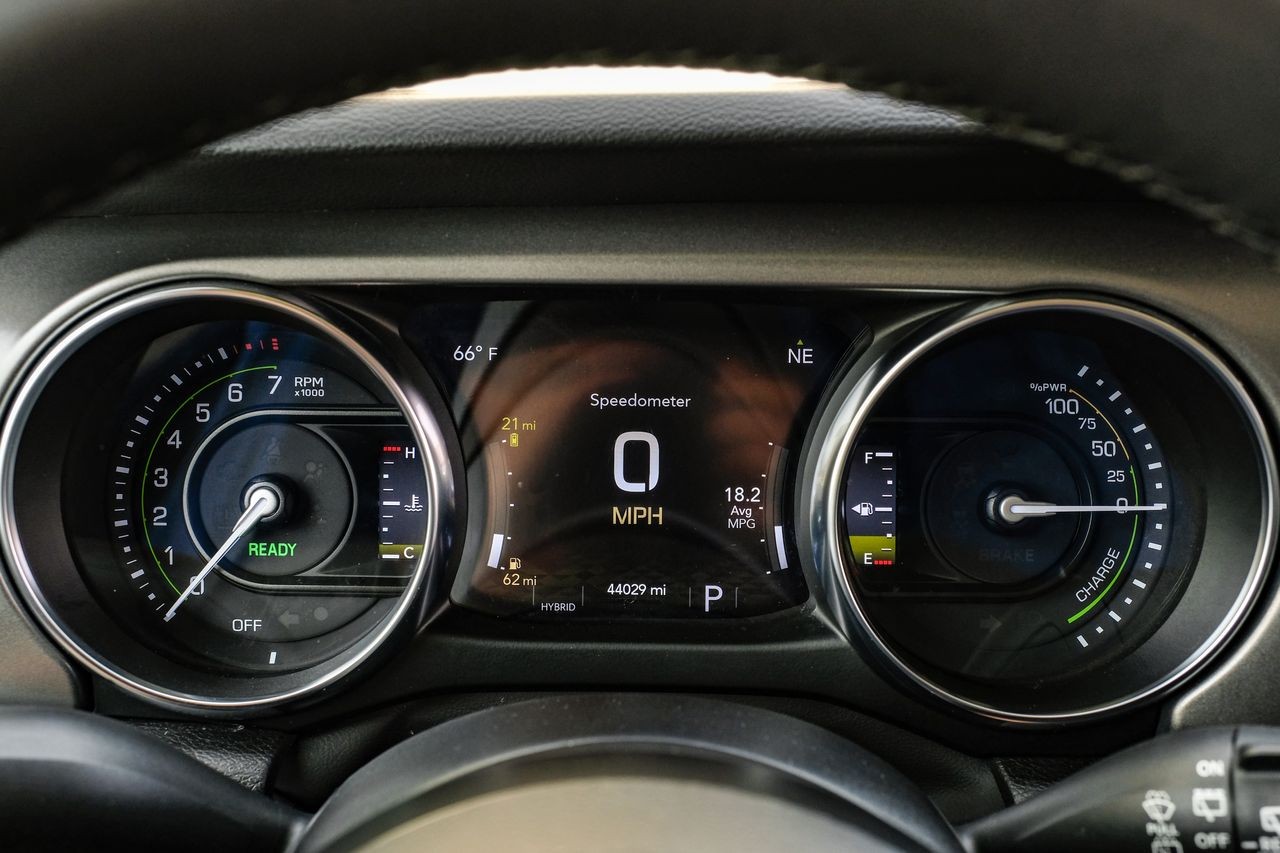 Jeep Wrangler 4xe Vehicle Main Gallery Image 20