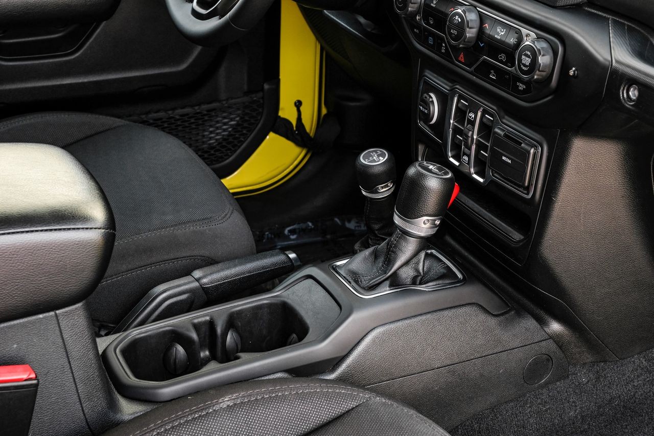 Jeep Wrangler 4xe Vehicle Main Gallery Image 24