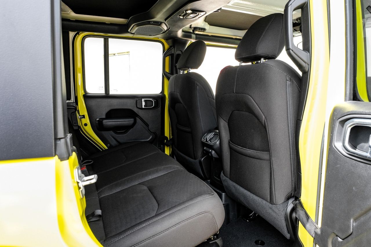 Jeep Wrangler 4xe Vehicle Main Gallery Image 37