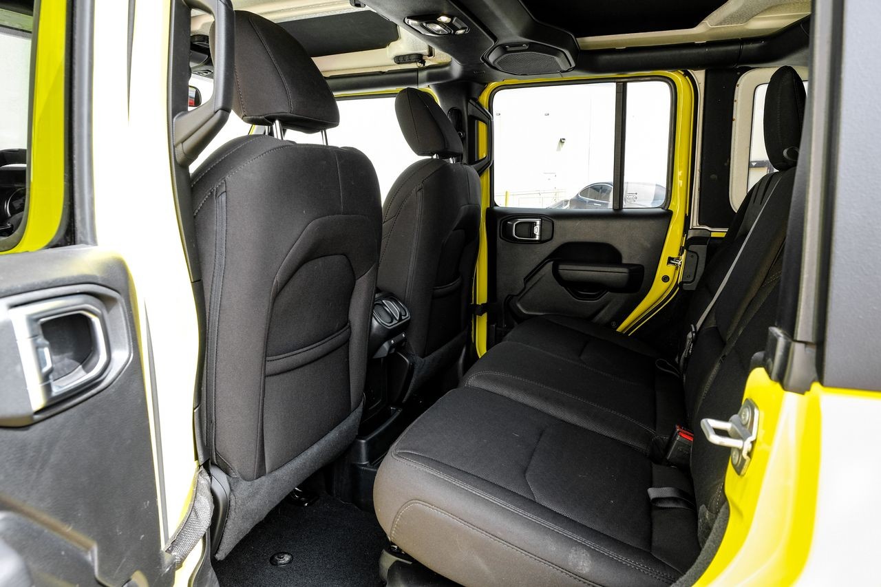 Jeep Wrangler 4xe Vehicle Main Gallery Image 38