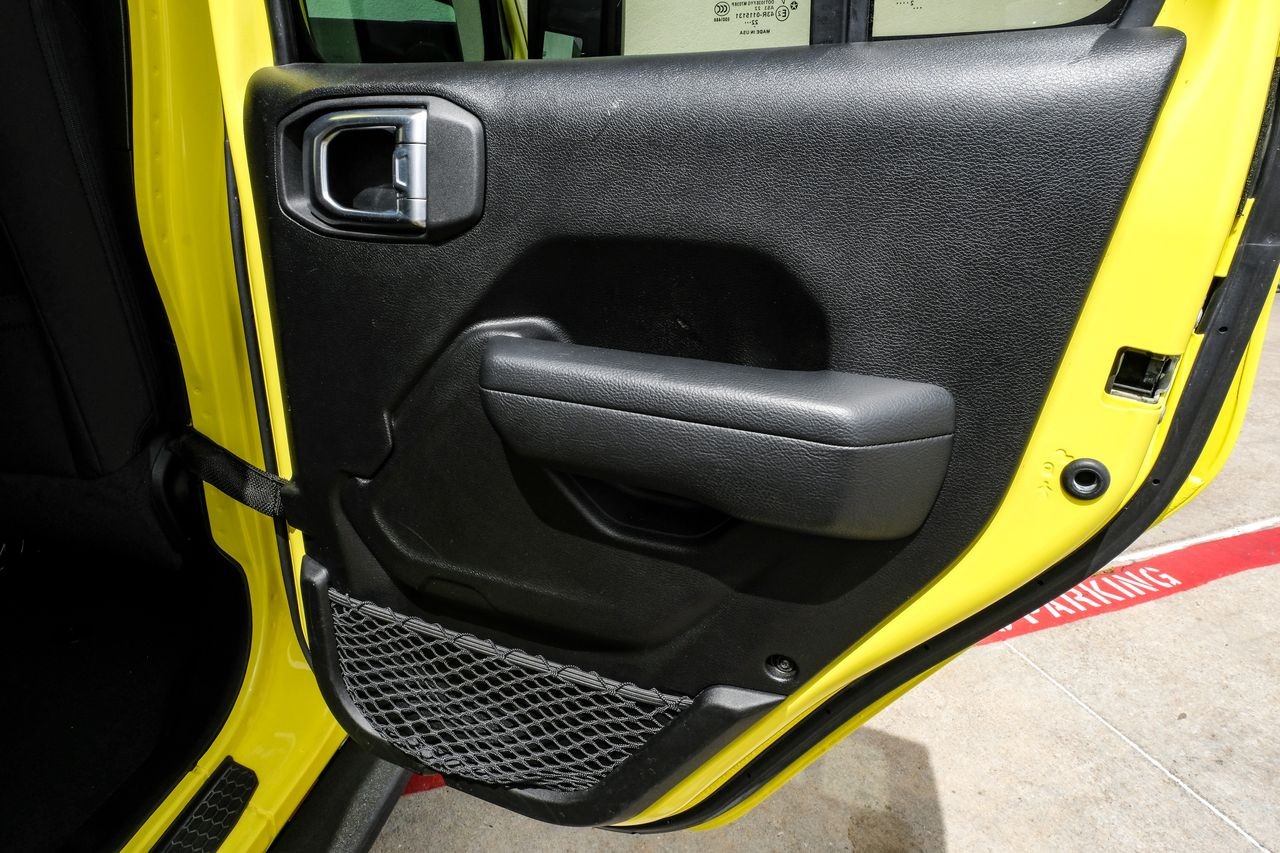 Jeep Wrangler 4xe Vehicle Main Gallery Image 44