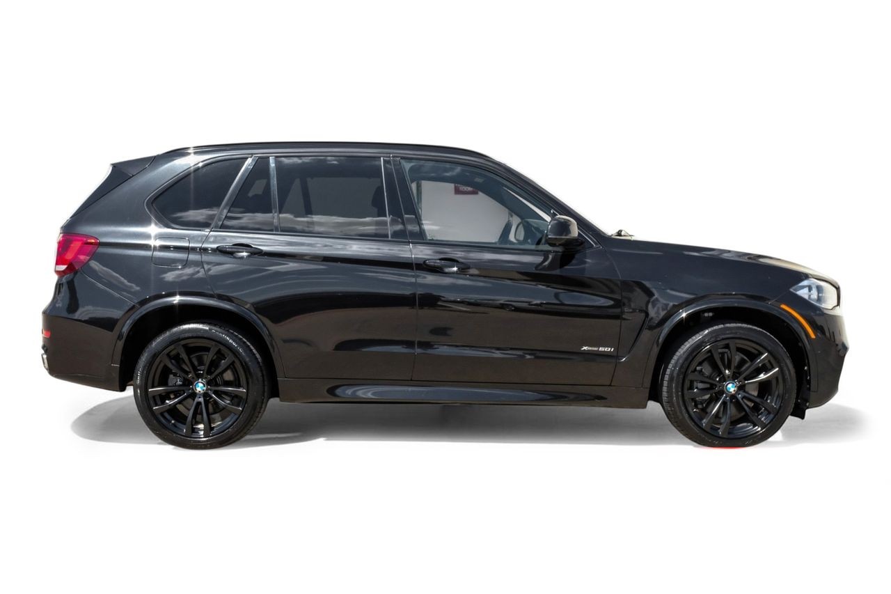 BMW X5 Vehicle Main Gallery Image 08