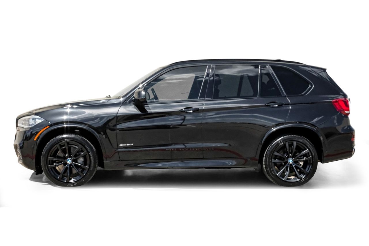 BMW X5 Vehicle Main Gallery Image 12