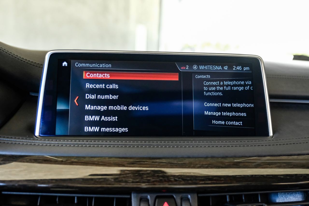 BMW X5 Vehicle Main Gallery Image 27