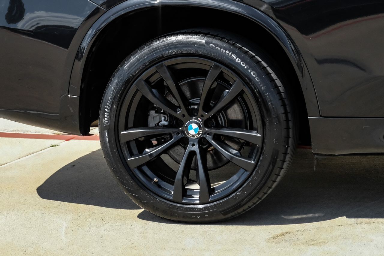 BMW X5 Vehicle Main Gallery Image 49