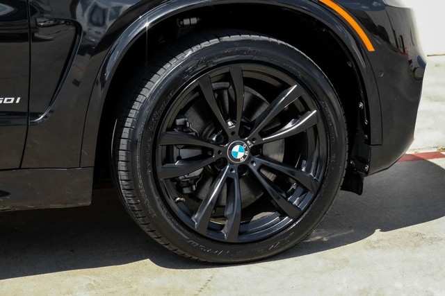 BMW X5 Vehicle Main Gallery Image 50