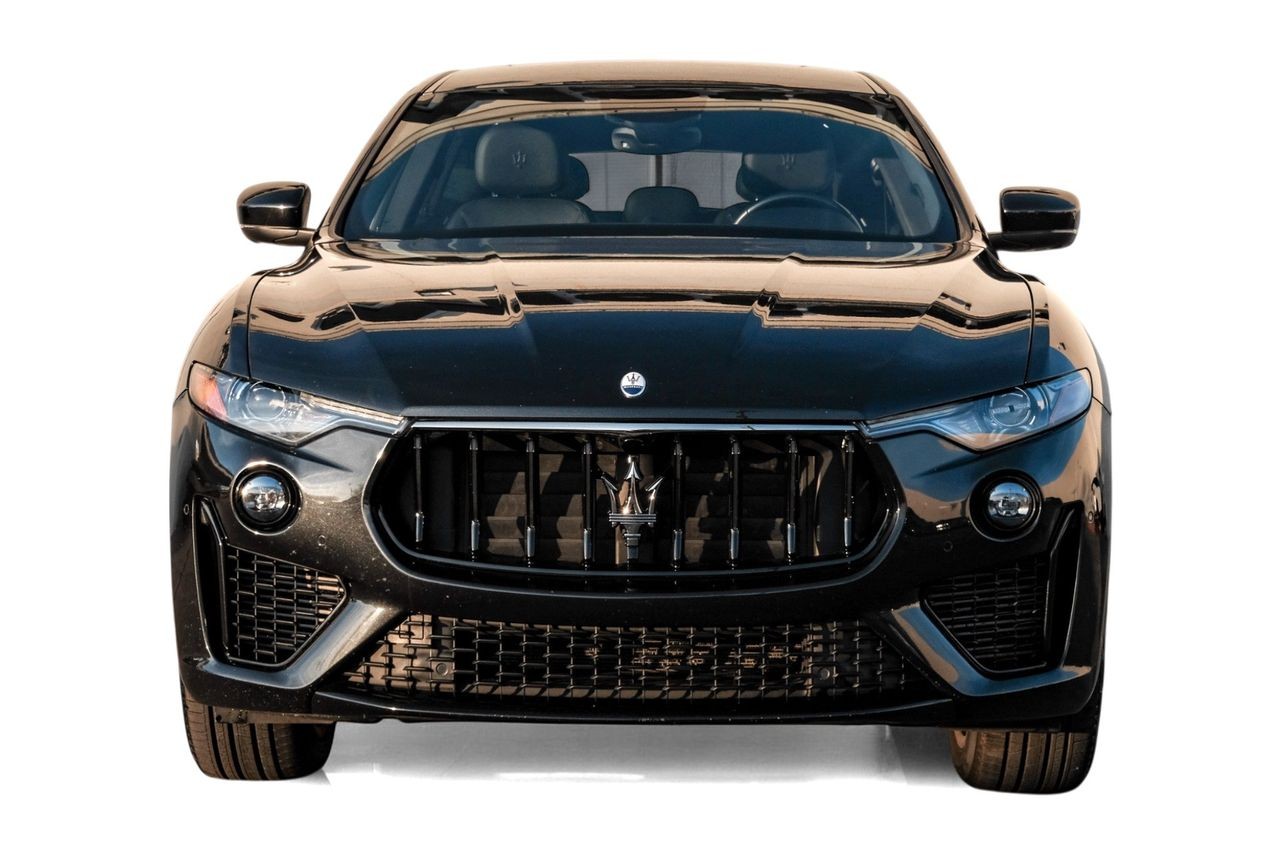 Maserati Levante Vehicle Main Gallery Image 06