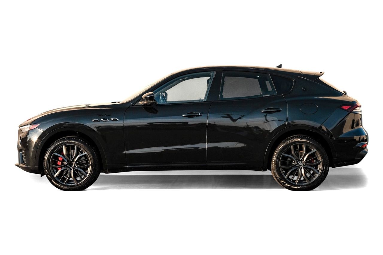 Maserati Levante Vehicle Main Gallery Image 12