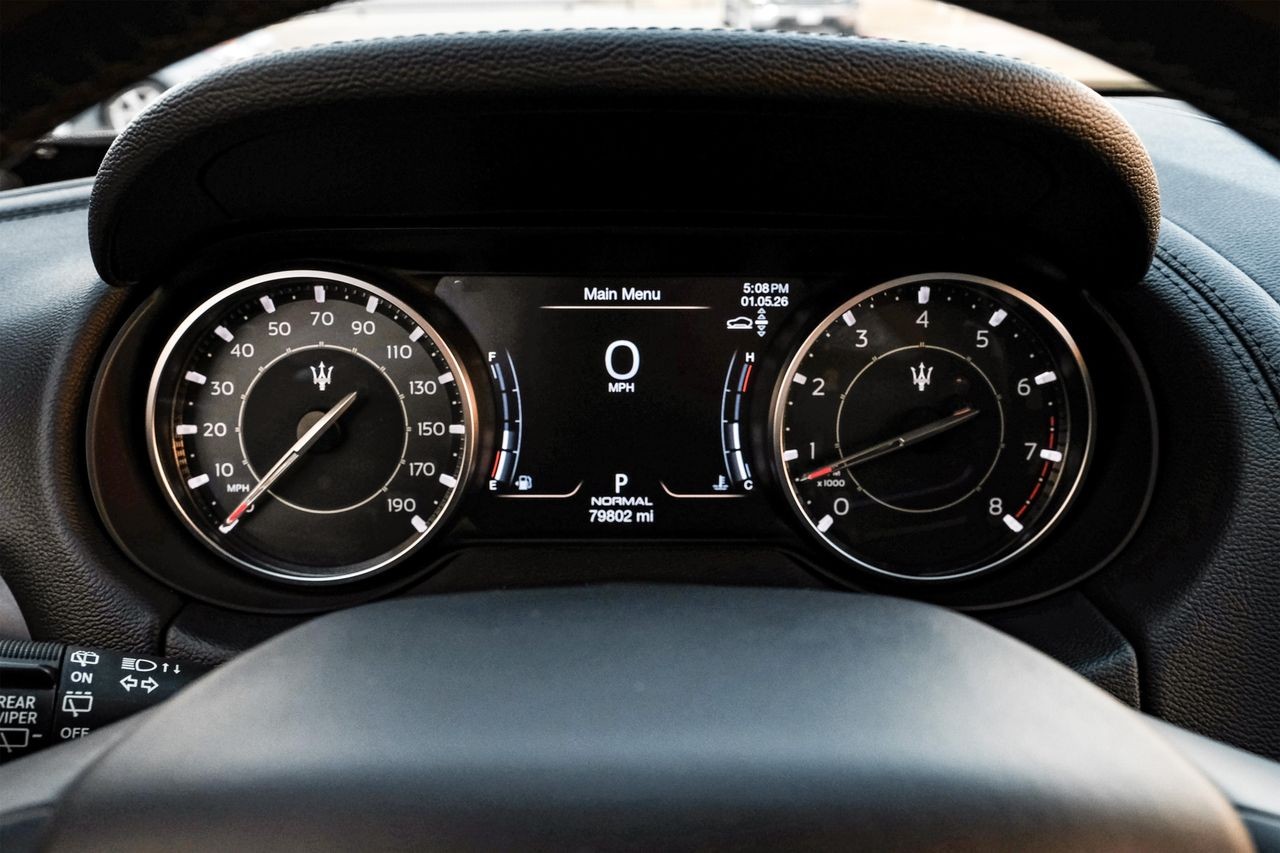 Maserati Levante Vehicle Main Gallery Image 19