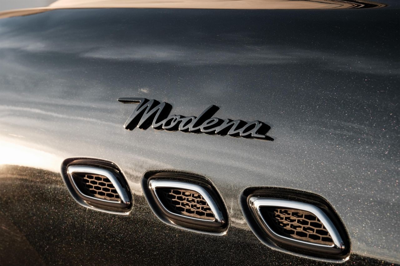 Maserati Levante Vehicle Main Gallery Image 52