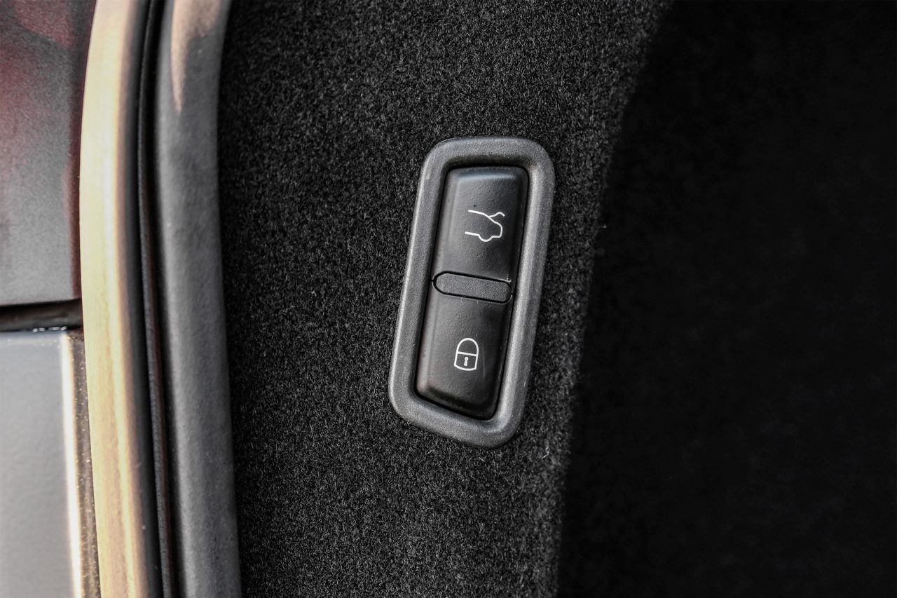 Maserati Levante Vehicle Main Gallery Image 55