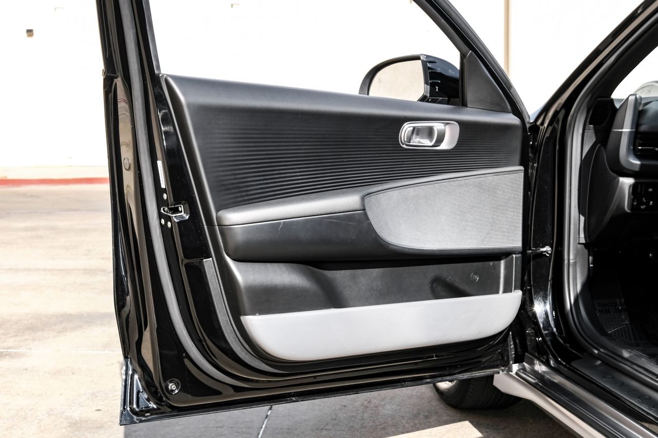 Hyundai IONIQ 6 Vehicle Main Gallery Image 42