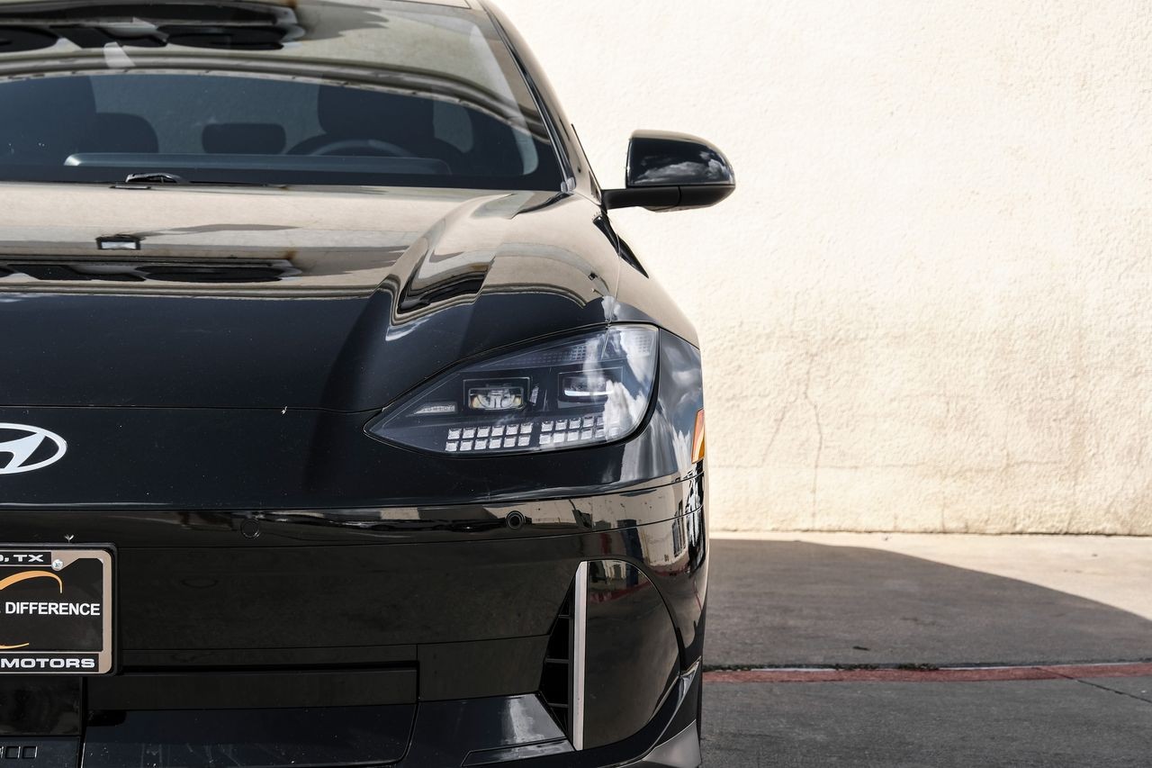 Hyundai IONIQ 6 Vehicle Main Gallery Image 45