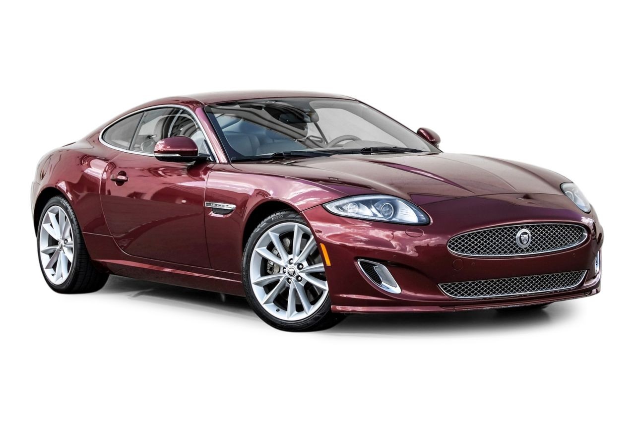 Jaguar XK Vehicle Main Gallery Image 06