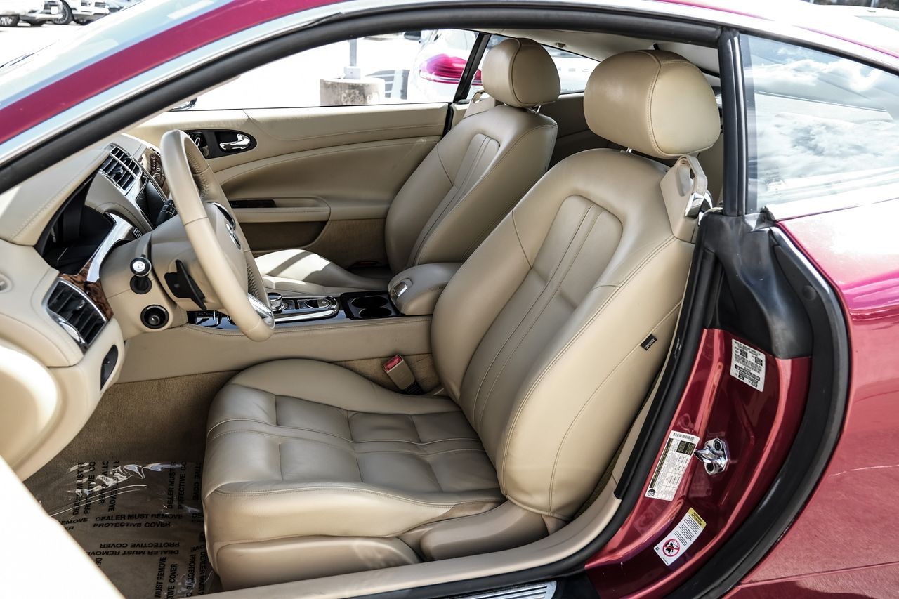 Jaguar XK Vehicle Main Gallery Image 23