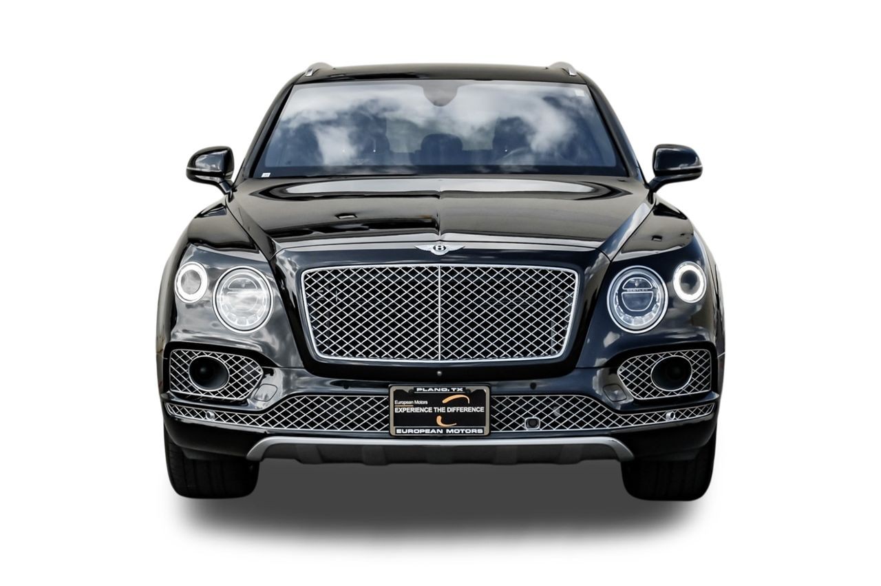 Bentley Bentayga Vehicle Main Gallery Image 06