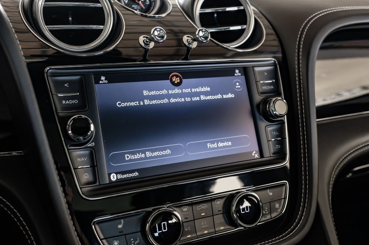 Bentley Bentayga Vehicle Main Gallery Image 33