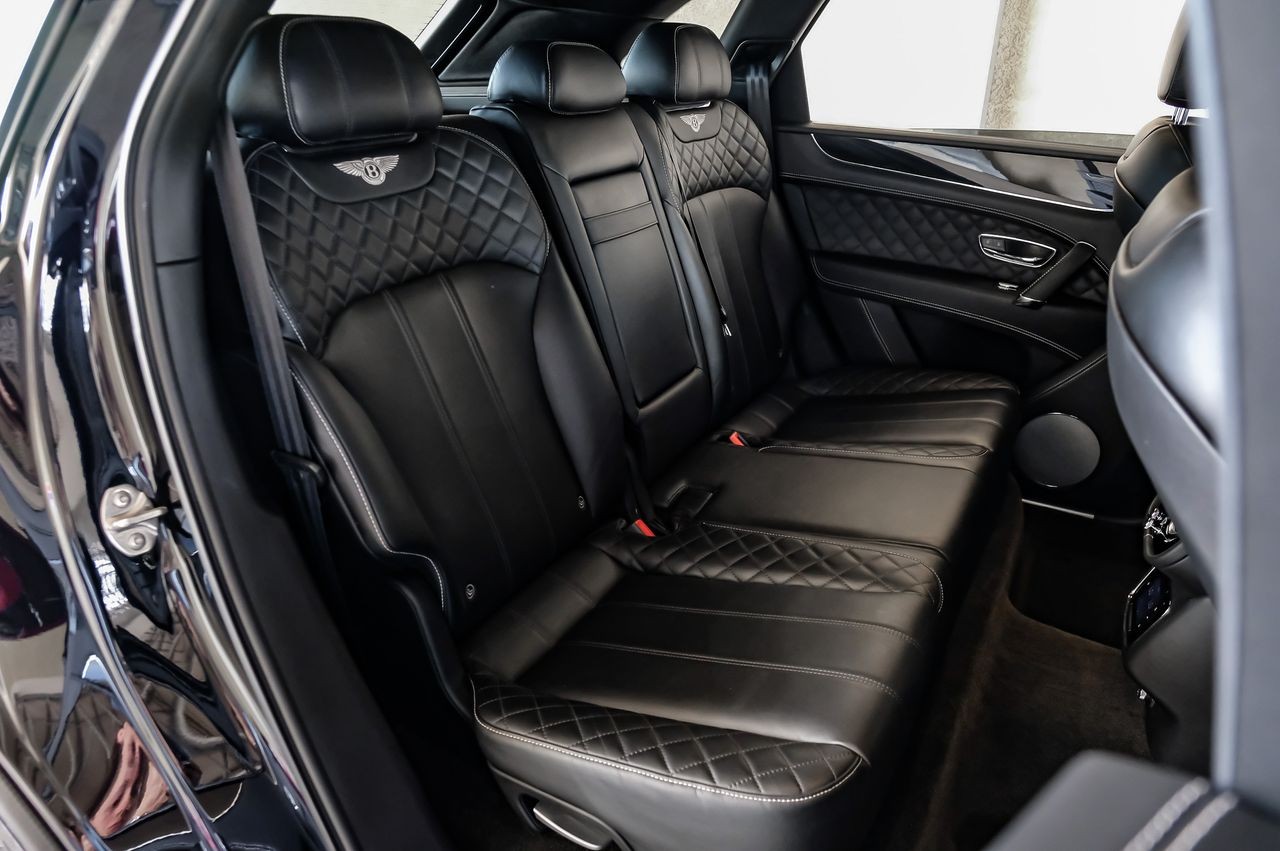 Bentley Bentayga Vehicle Main Gallery Image 41