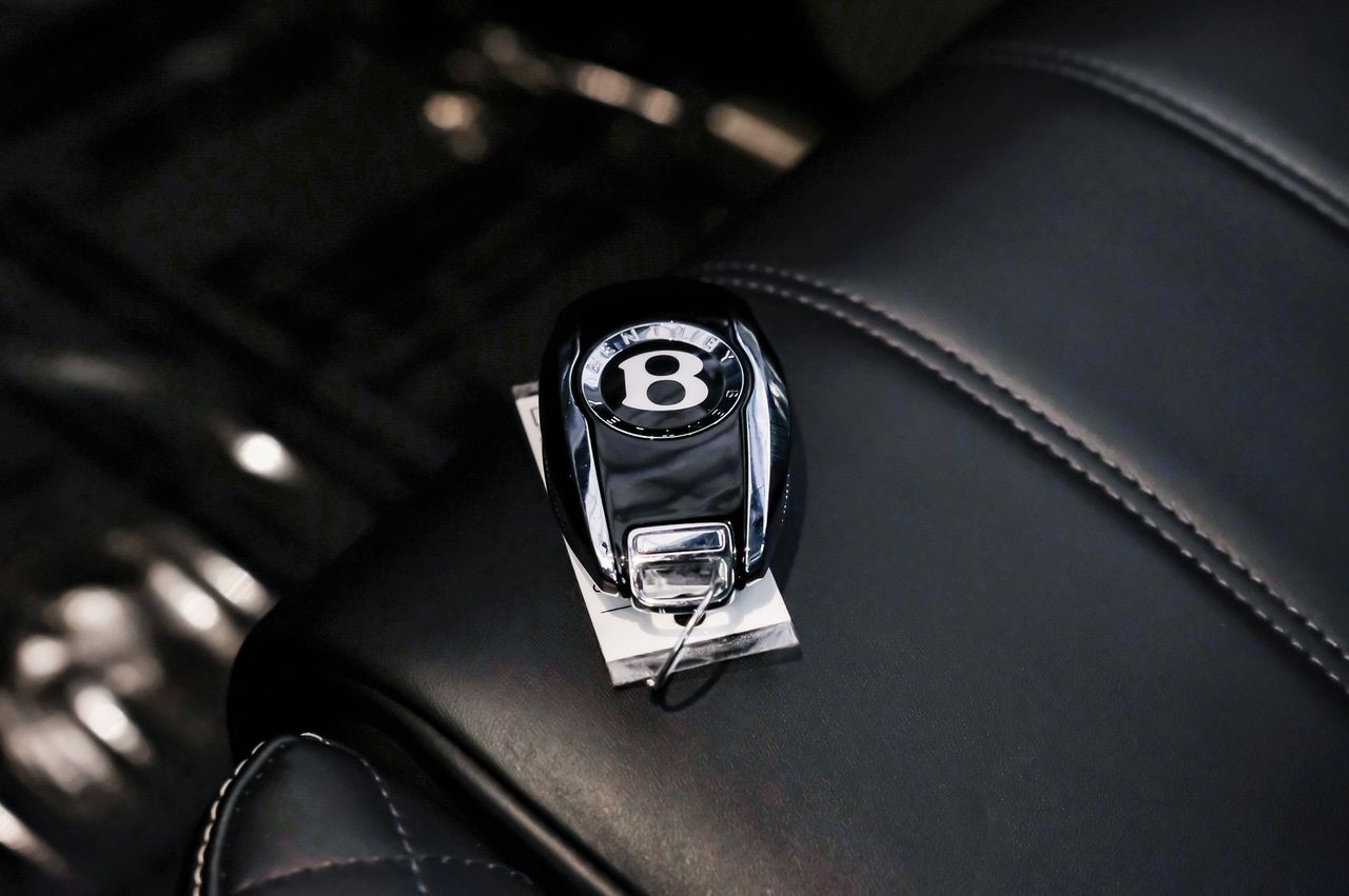 Bentley Bentayga Vehicle Main Gallery Image 62