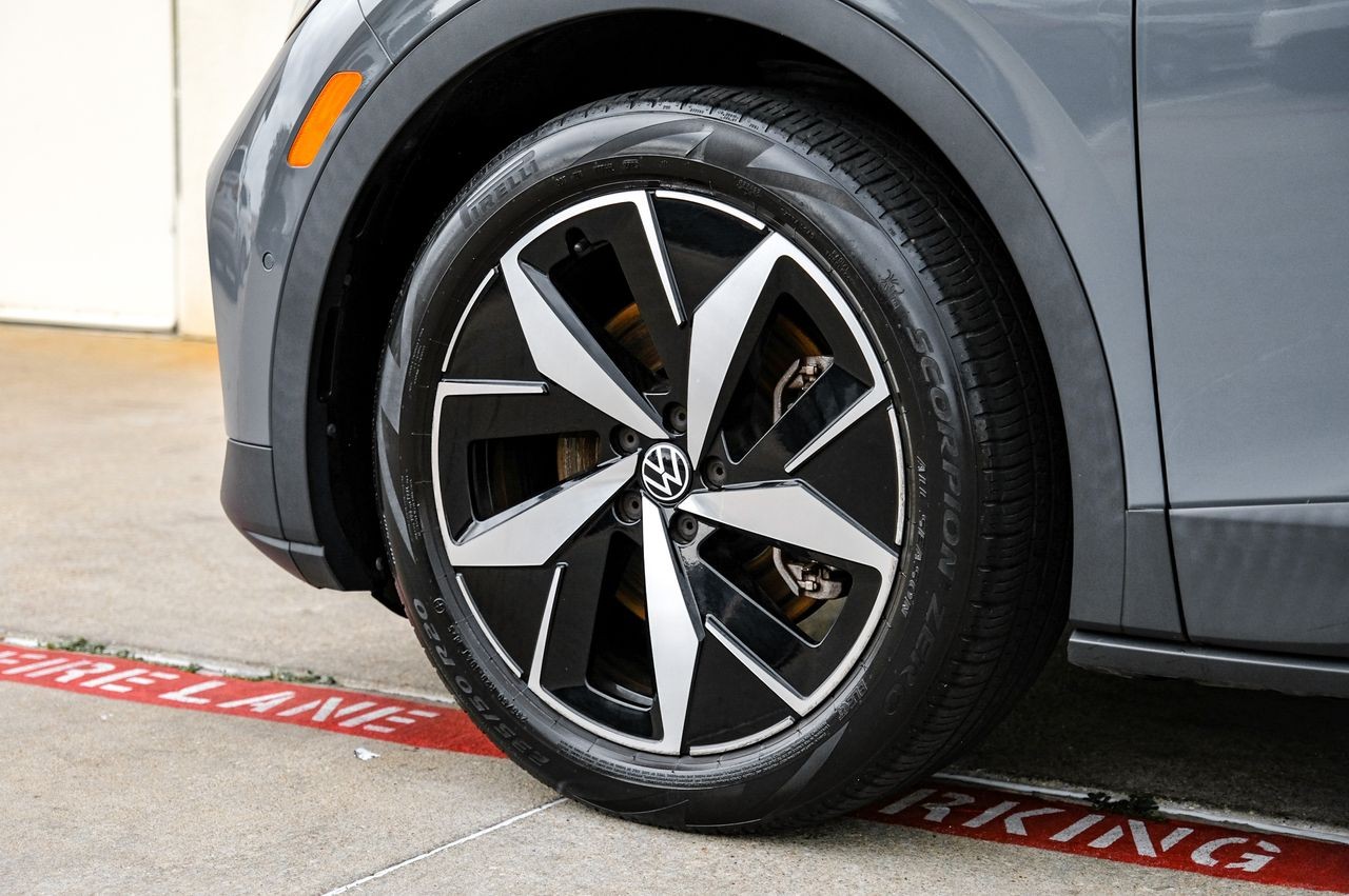 Volkswagen ID.4 Vehicle Main Gallery Image 57