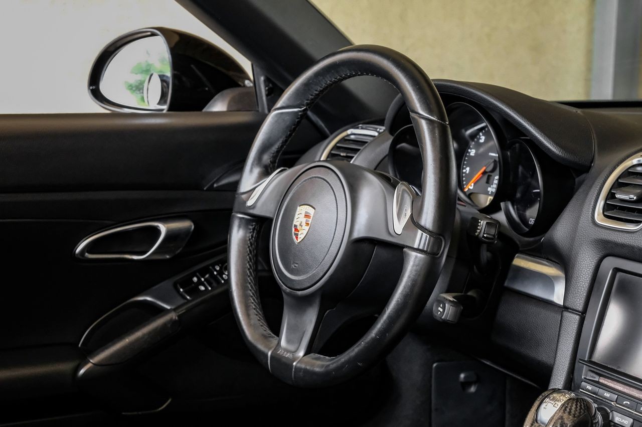 Porsche Boxster Vehicle Main Gallery Image 13