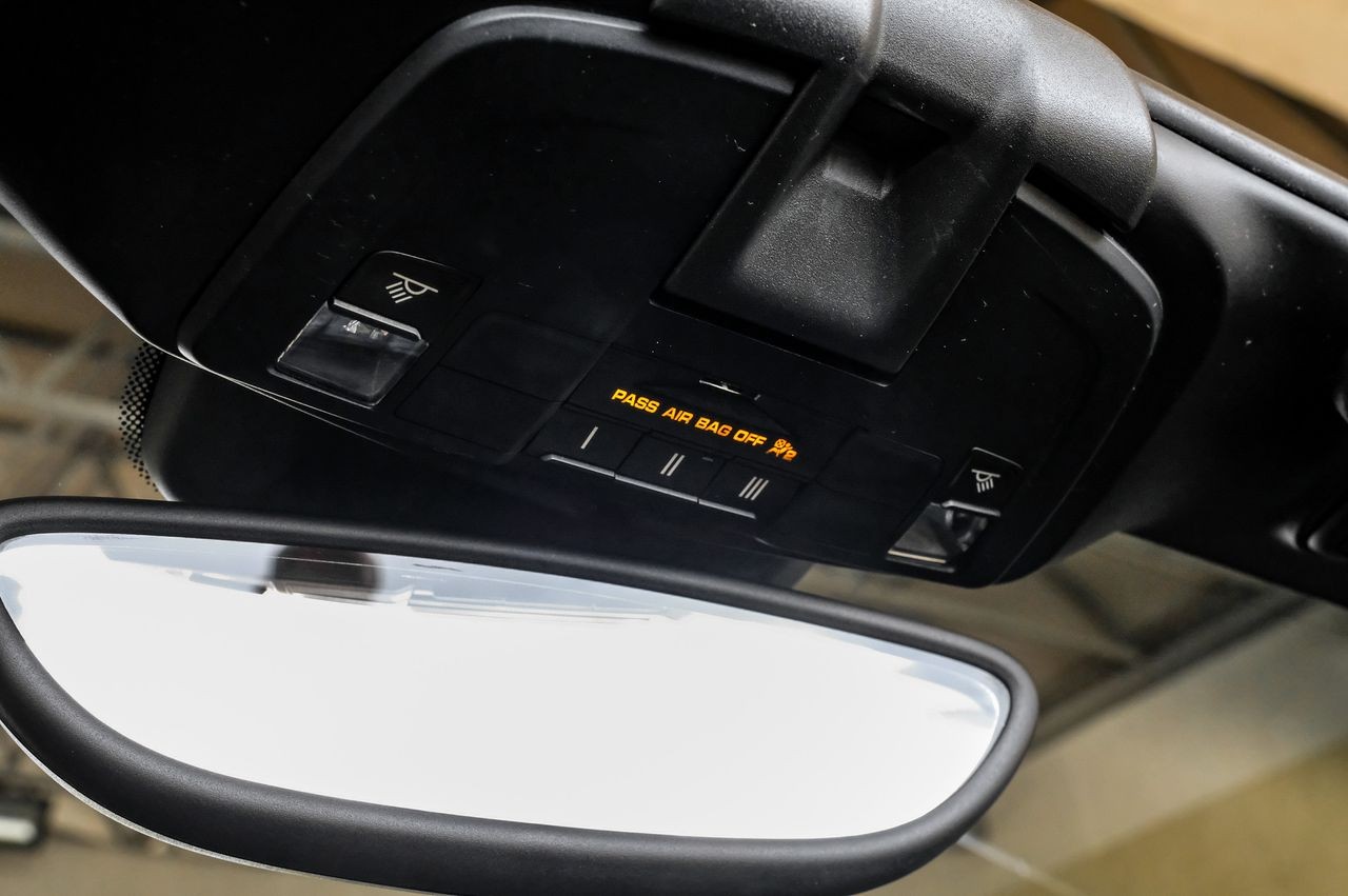 Porsche Boxster Vehicle Main Gallery Image 18